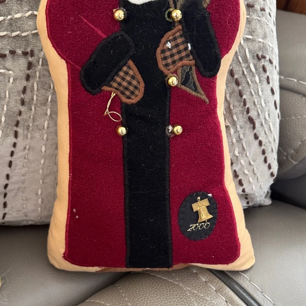Limited edition Artisan Patti Christmas 1999 Santa Decor Pillow numbered 6/150